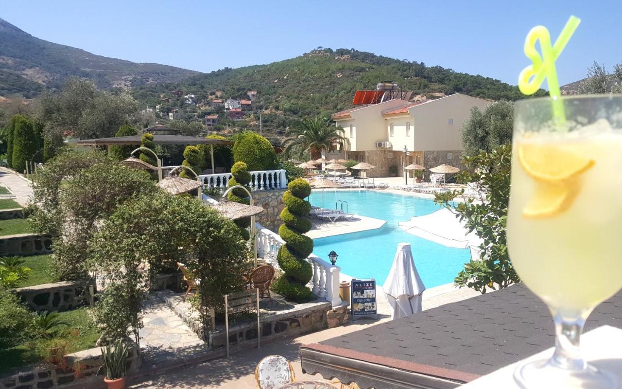 Alize Resort Hotel Yenifoca Exterior foto